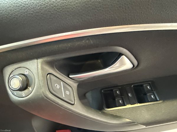 2017 Volkswagen Polo 1.2 TSI Automatic,27K Miles 390028454