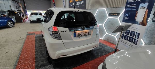 2014 Honda Fit- 1.3 Petrol Hybrid Fresh NCT 390154788