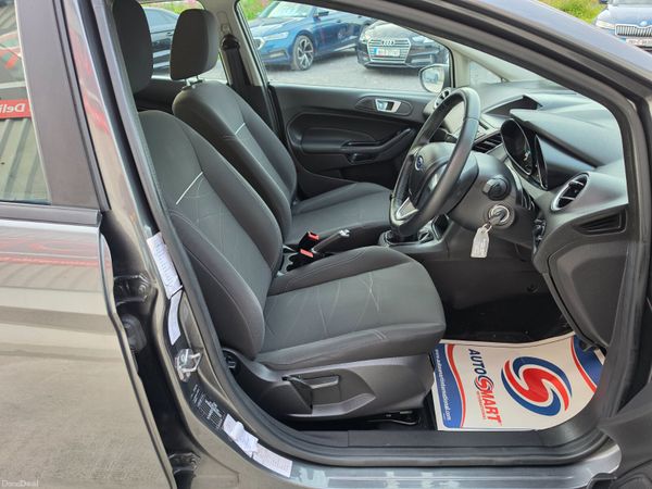 Ford Fiesta 2017 390165202