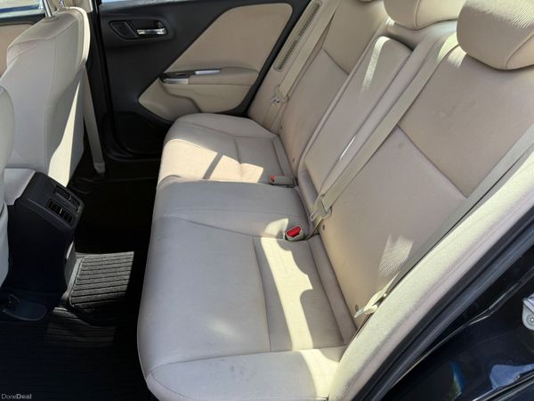 2015 Honda Grace 1.5 Petrol Hybrid Automatic 390166562