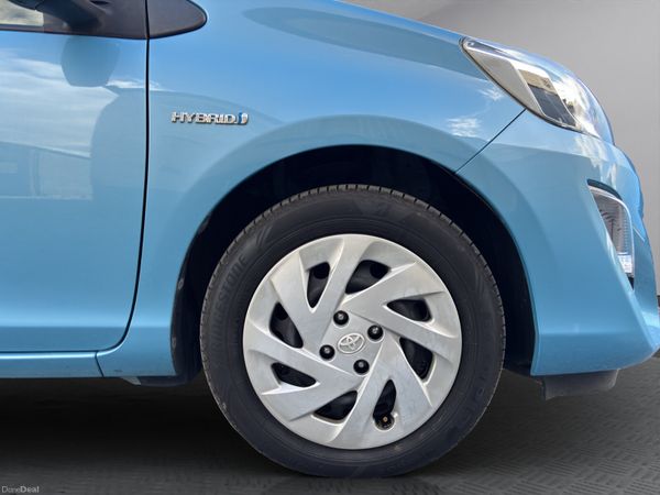 2017 TOYOTA AQUA PETROL HYBRID (S56) 390178686