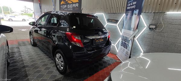 152 Toyota Yaris/ Vitz 1.3 Petrol Automatic 390198572