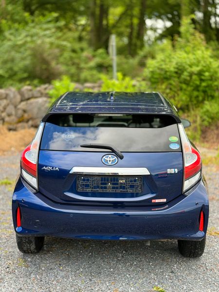 2019 Toyota Aqua Hybrid | 85,000 KM | Auto 390109490