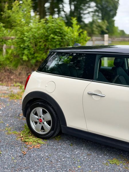 2015 Mini Cooper Auto | 81,000 KM | AUTO 390109794
