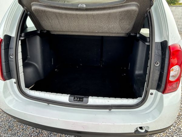 Dacia Duster 2015 390122170