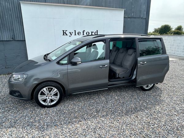 SEAT Alhambra 2014 (7 Seater ) 390122784