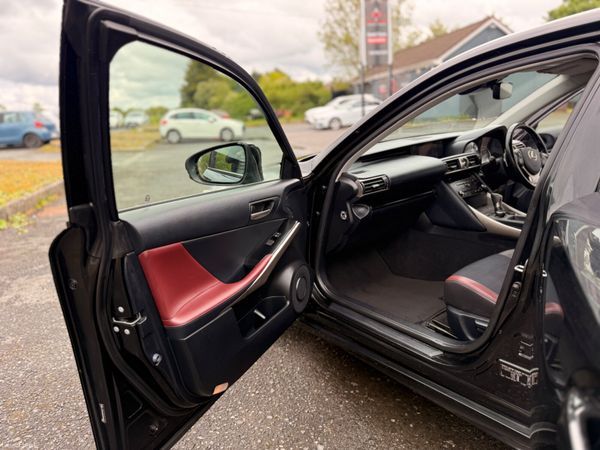 Lexus IS 300H (2018) 2.5L Petrol Hybrid 390253708