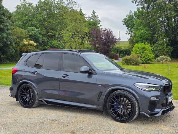 BMW X5 2019 390254580