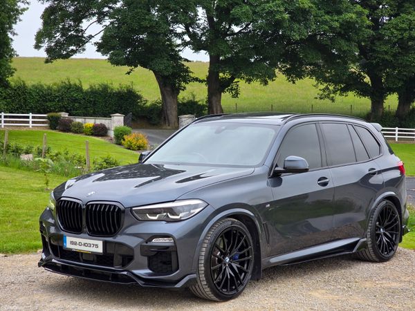 BMW X5 2019 390254588