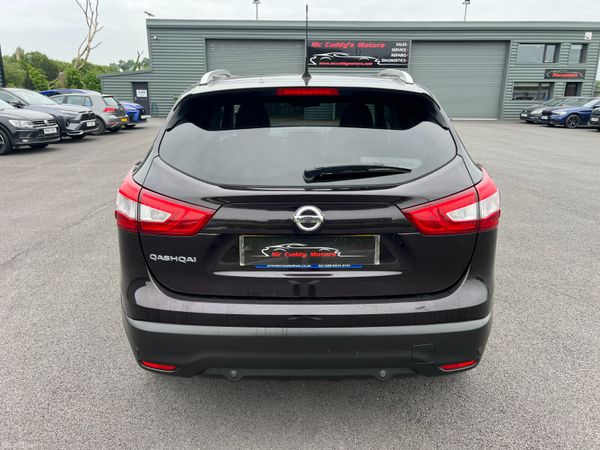 2017 (172) Nissan Qashqai N-Connecta 1.5 DCI 390268518
