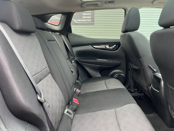 2017 (172) Nissan Qashqai N-Connecta 1.5 DCI 390268522