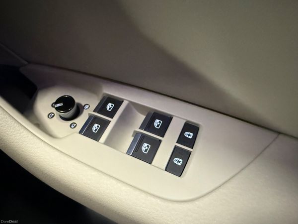 211 Audi A6 2Ltr TDi SE Auto *Low Klms* 390280810