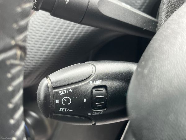 Peugeot 2008 1.4 Hdi 70 bhp Active 390281072