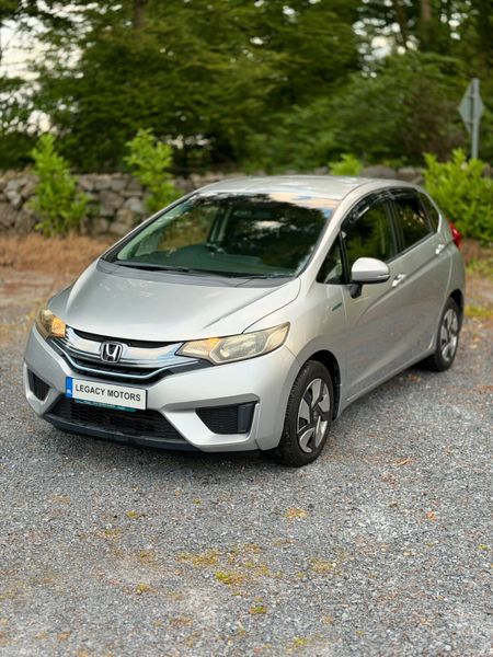 Honda Fit 2015 | 1.5 Hybrid | Automatic 390293466
