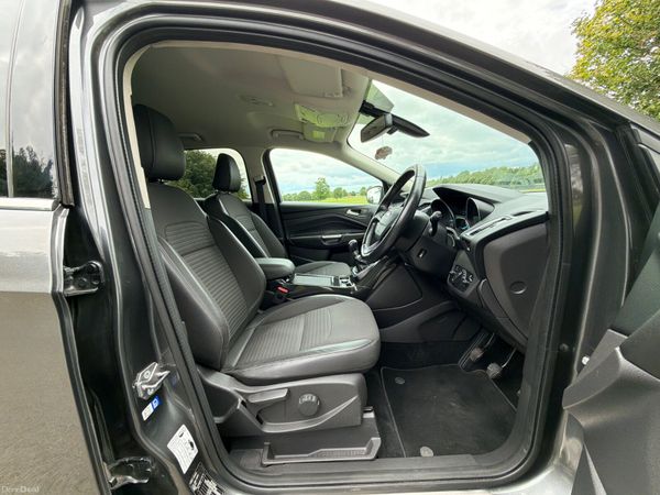 Ford Kuga 2019 TDCI 1.5 Titanium 390294274