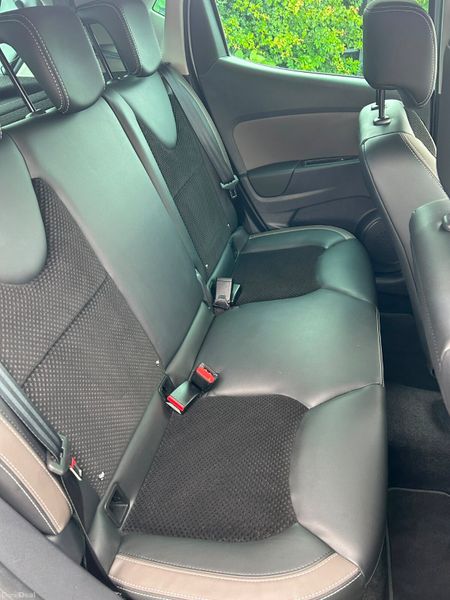RENAULT CLIO 2017 AUTOMATIC 390201170