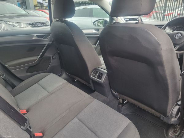 Volkswagen Golf 2013 390217422