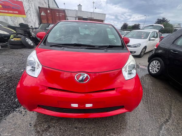 Toyota iQ Hatchback, Petrol, 2015, Red