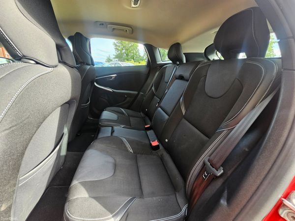 Volvo V40 2016  D4 Model New Nct 390376262