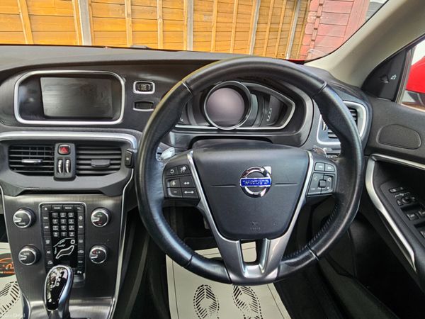 Volvo V40 2016  D4 Model New Nct 390376278