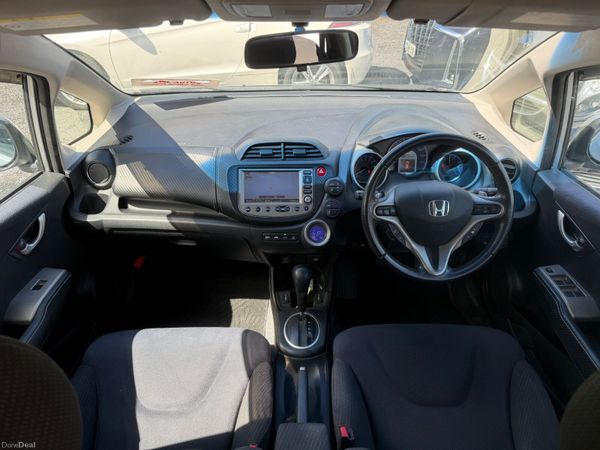 2011 Honda Fit HYBRID 1.3 390378146