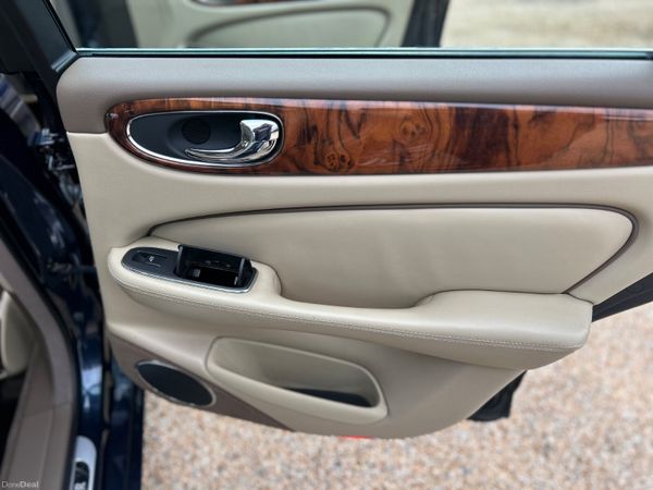 Jaguar XJ 2007 390386120