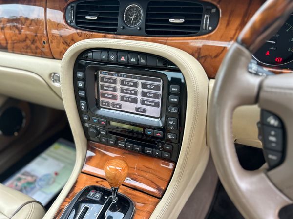 Jaguar XJ 2007 390386128