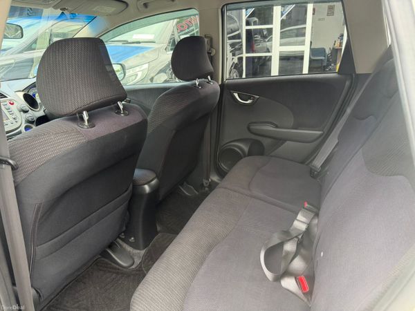 10 HONDA FIT HYBRID 1.3 390398604
