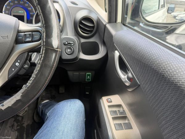 10 HONDA FIT HYBRID 1.3 390398608
