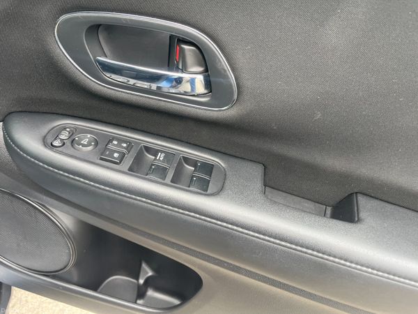 Honda Vezel 2014, 1.5 HYBRID AUTO LOW KMS NEW NCT 390302630