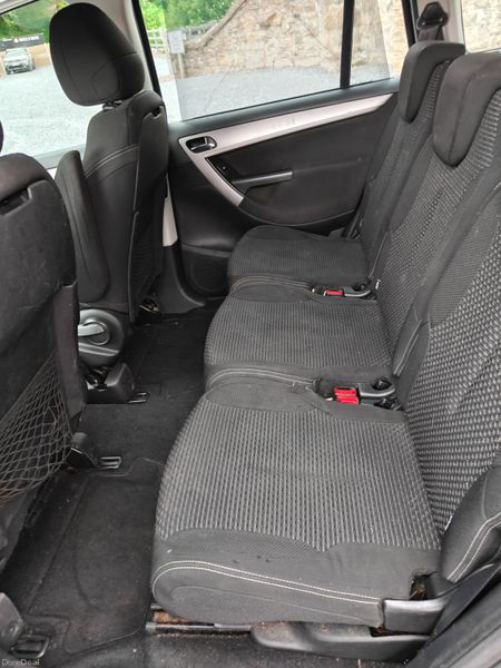AUTO  7 SEATER NCT & TAX 390316486
