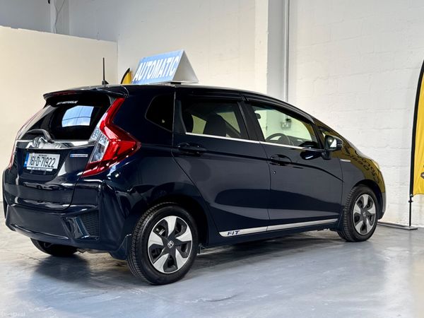 2016 Honda Fit 1.5 Hybrid Automatic,CarPlay 390452788