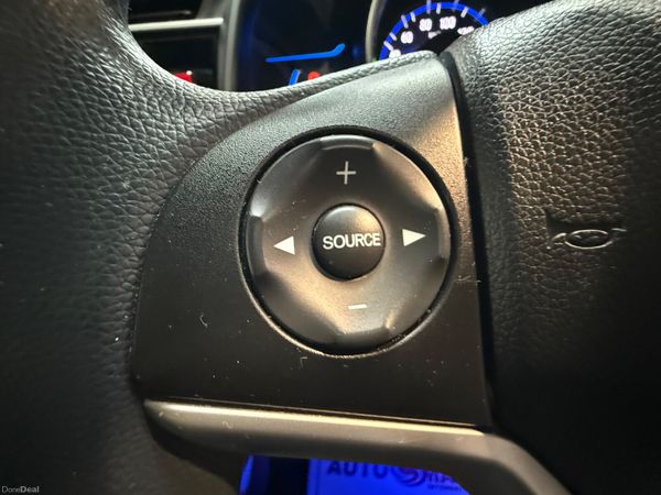 2016 Honda Fit 1.5 Hybrid Automatic,CarPlay 390452800