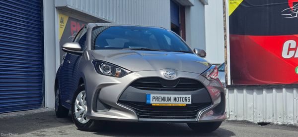 Toyota Yaris Automatic 390456134