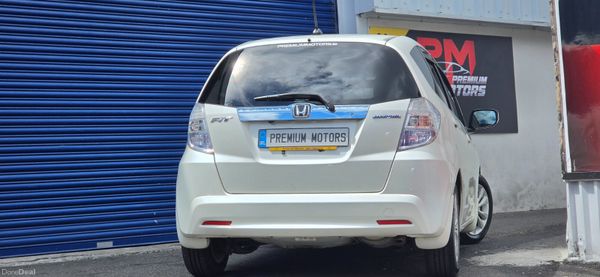Honda Fit Hybrid Automatic 390456212