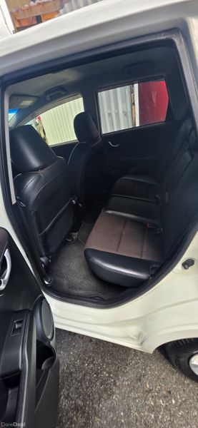 Honda Fit Hybrid Automatic 390456216