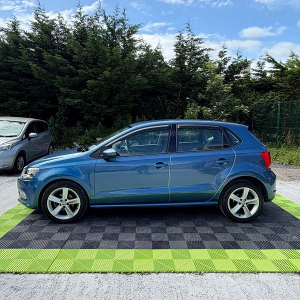 Volkswagen Polo 2016 Leather/Bluemotion Edition 390458170