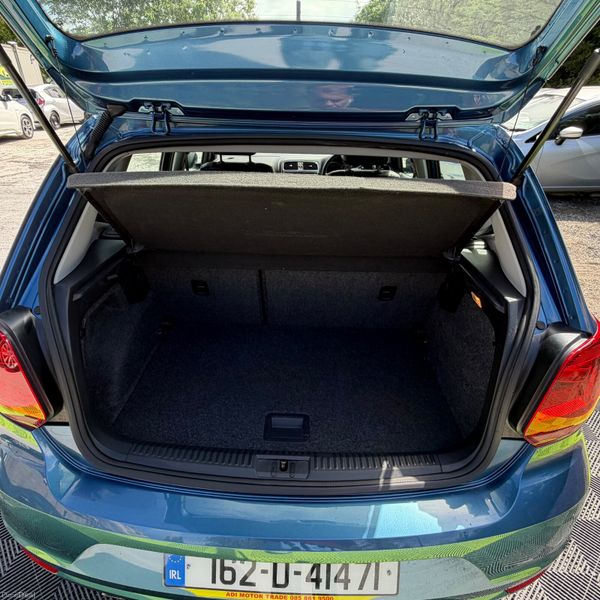 Volkswagen Polo 2016 Leather/Bluemotion Edition 390458174