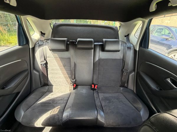 Volkswagen Polo 2016 Leather/Bluemotion Edition 390458176