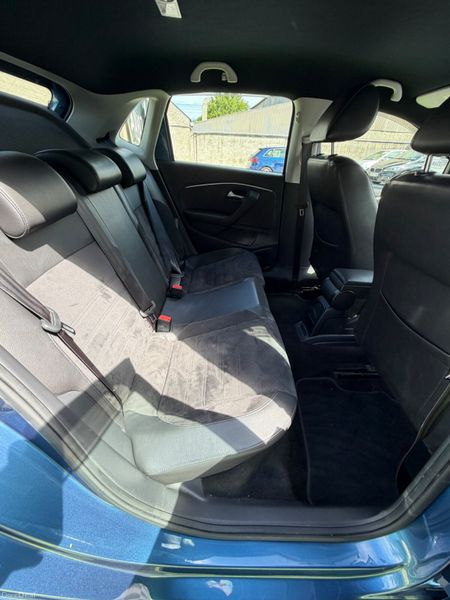 Volkswagen Polo 2016 Leather/Bluemotion Edition 390458178
