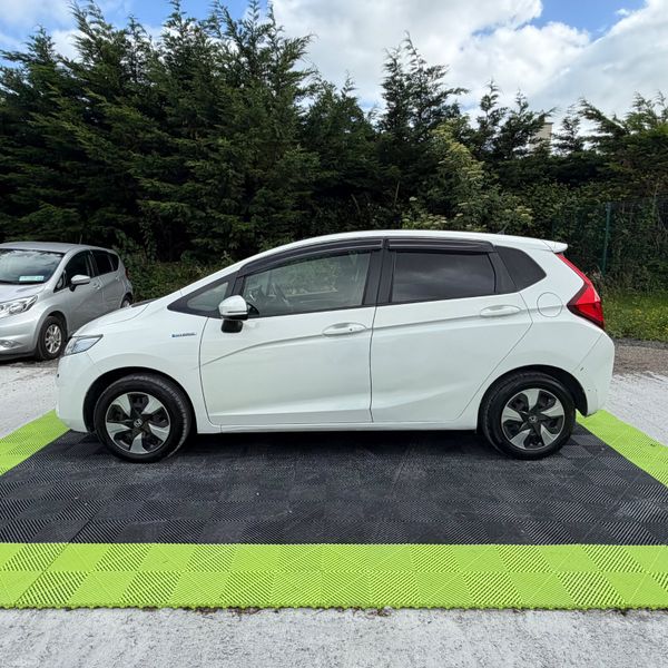 Honda Fit 2015 Hybrid 390458580