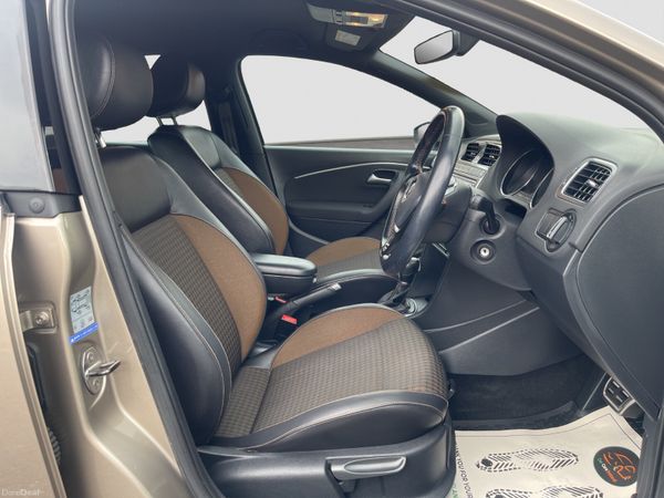 2017 VOLKSWAGEN POLO 1.2 PETROL AUTOMATIC 390471658