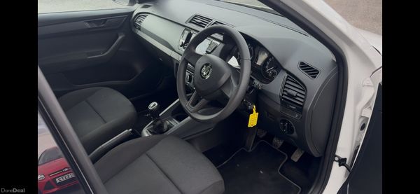 Skoda Fabia 2019 1.0L petrol long Nct 390475130