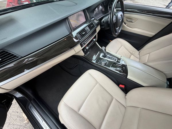 BMW 520D Luxury Edition Auto 390475696
