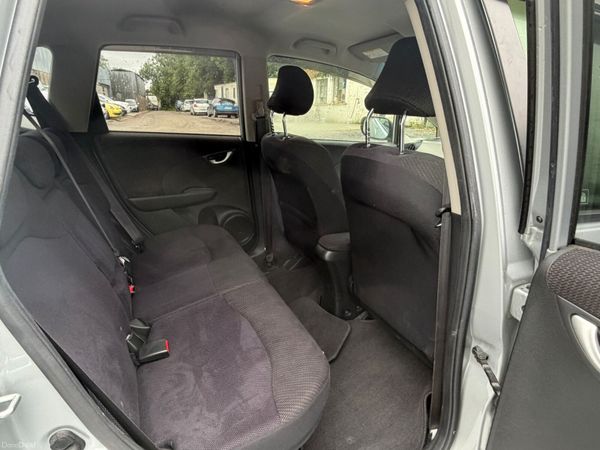 131 Honda Fit HYBRID 1.37950 390492900