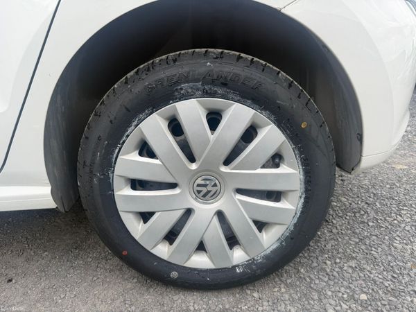 141 Volkswagen Polo 1.2 LOW MILEAGE 390414208