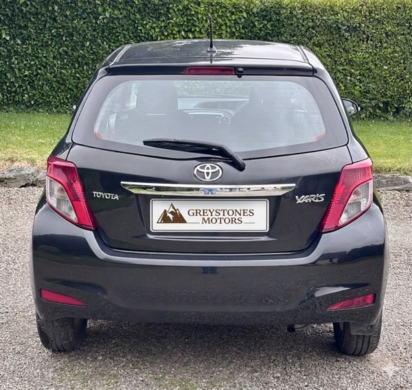 2012 Toyota Yaris 1.0 Petrol 390436692