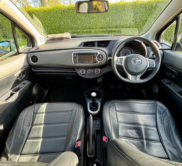 2012 Toyota Yaris 1.0 Petrol 390436696