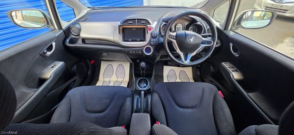 Honda Fit Hybrid Automatic 390557644