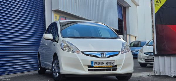 Honda Fit Hybrid Automatic 390557632